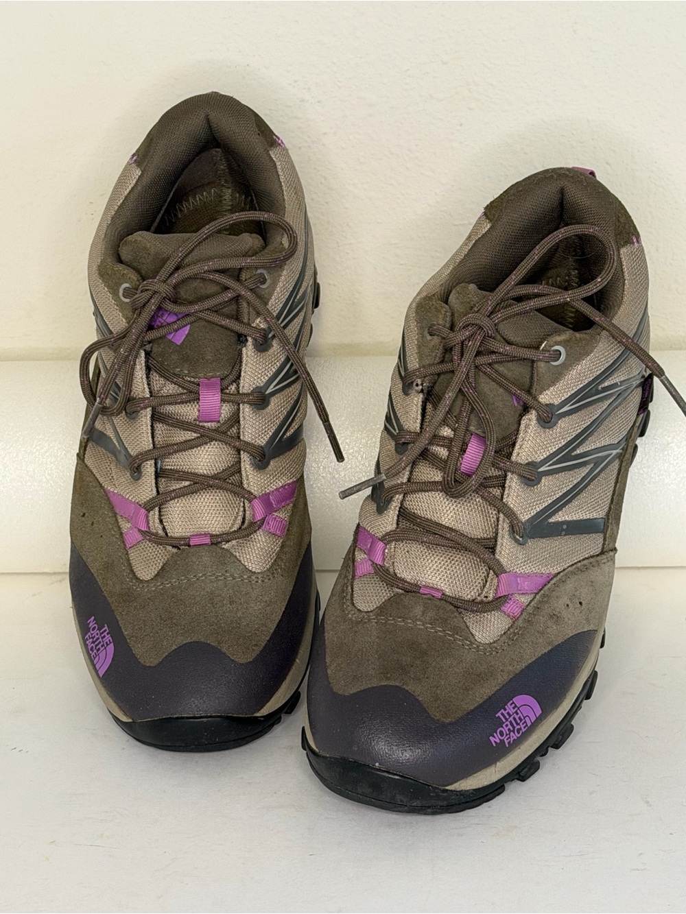The North Face Women’s Hiking Storm II WP Waterproof Vibram Soles Size 10